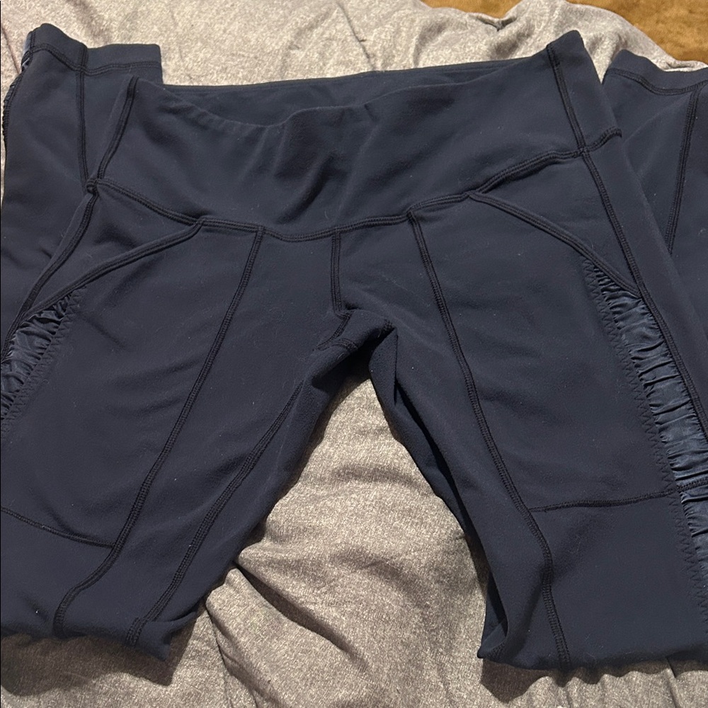 Navy lululemon leggings